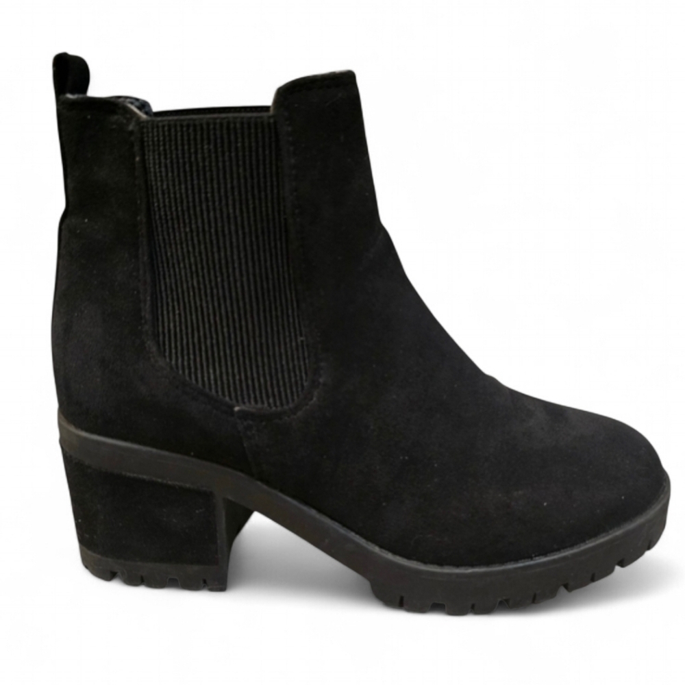 Seven7 Footwear Berlin Lug Sole Bootie Black Chelsea Boots Size 8